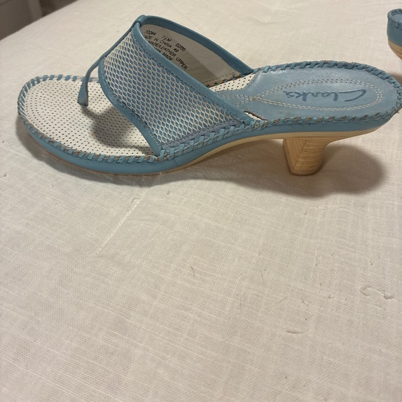 Sandals - Picture 3 of 5